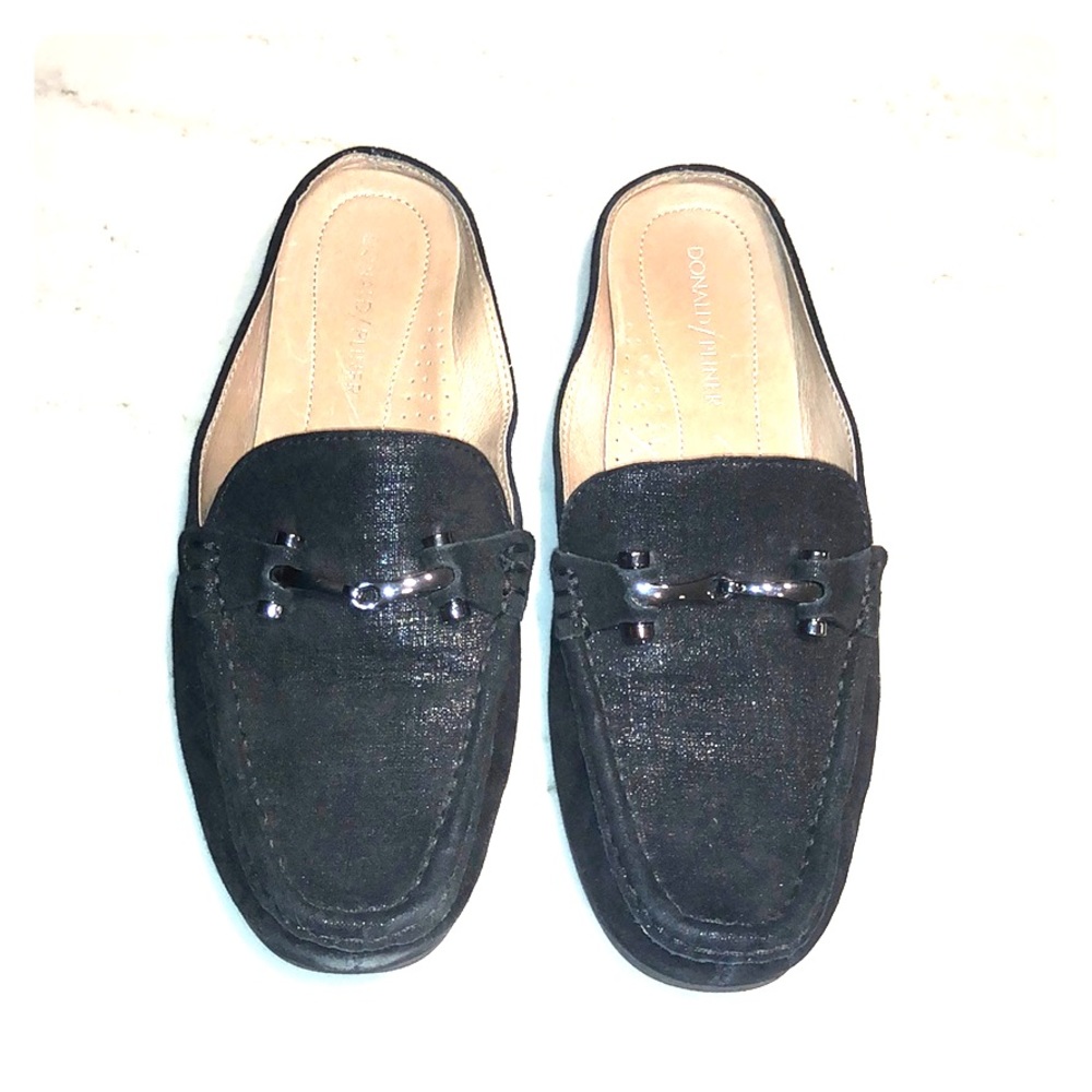 Fabulous Donald J. Pliner shimmery black slides